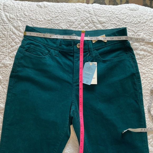 St. John's Bay Teal Straight Corduroy Pants Women's Size 8 Mid Rise - Picture 9 of 10